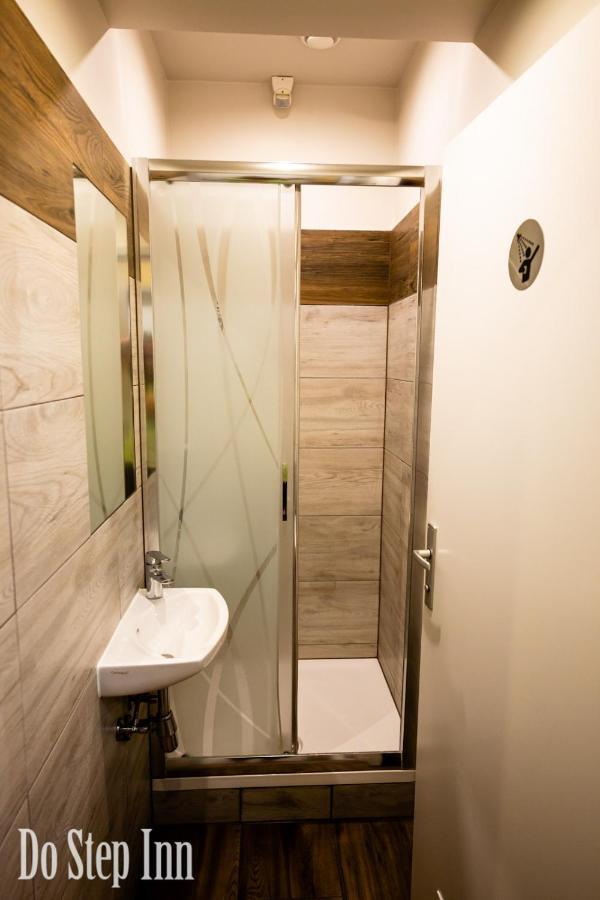 Do Step Inn Central - Self-Service-Hostel Wien Eksteriør billede