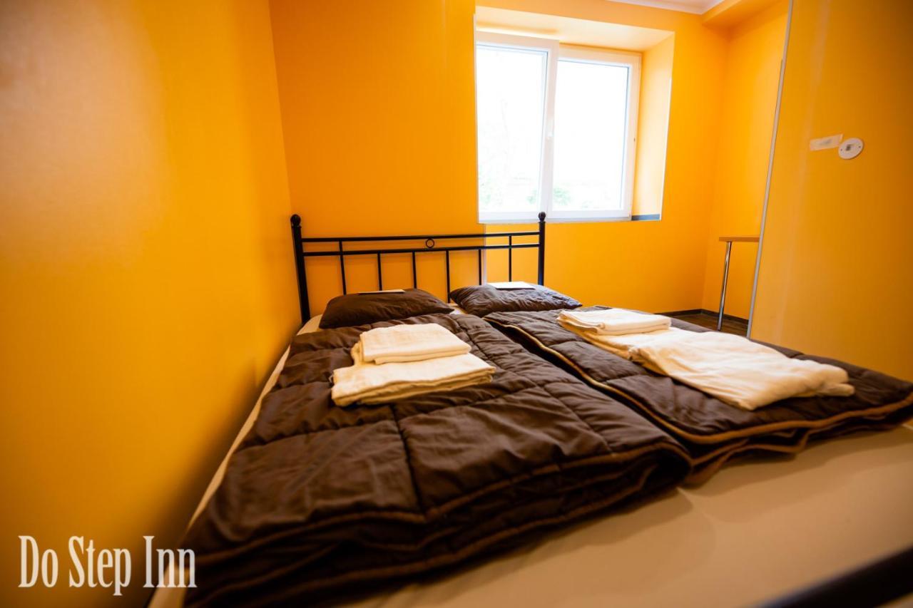 Do Step Inn Central - Self-Service-Hostel Wien Eksteriør billede