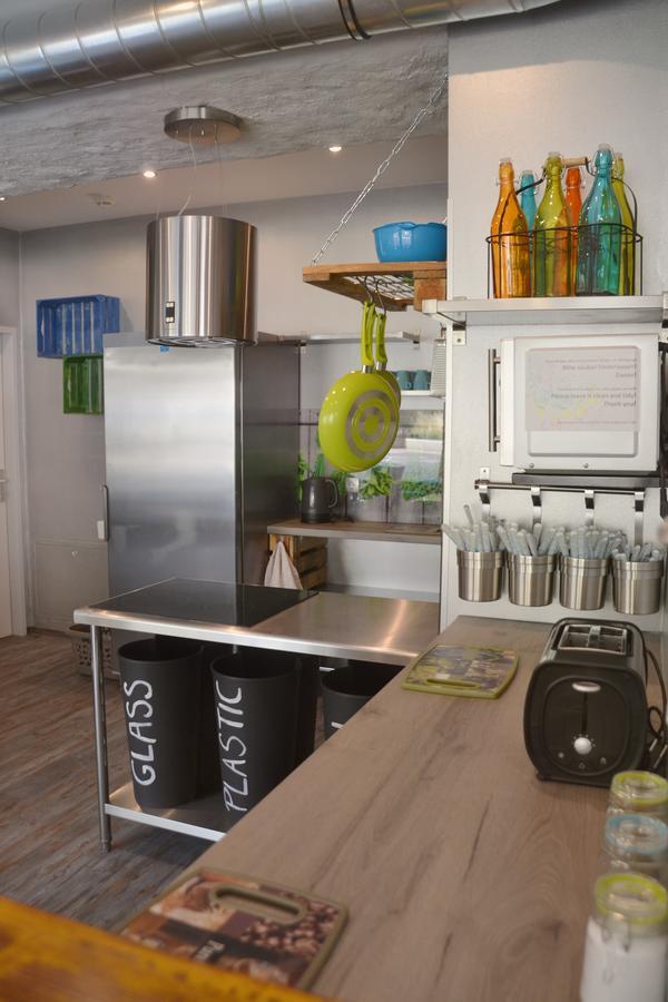 Do Step Inn Central - Self-Service-Hostel Wien Eksteriør billede