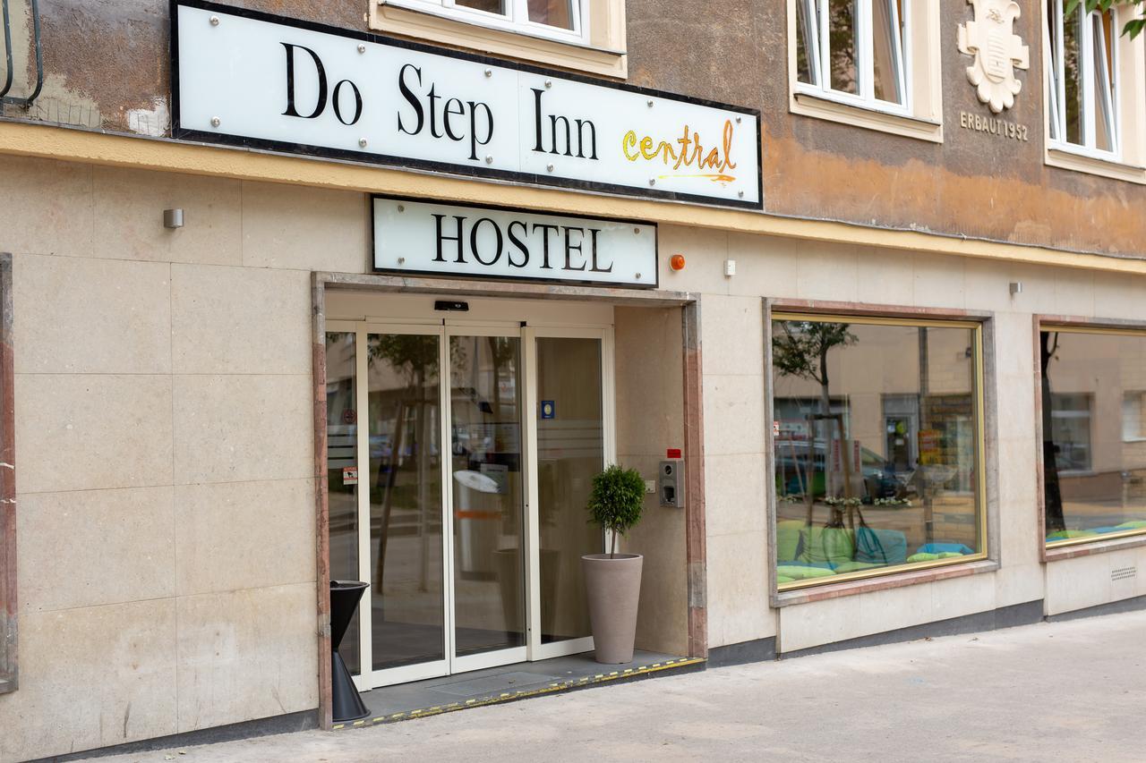 Do Step Inn Central - Self-Service-Hostel Wien Eksteriør billede